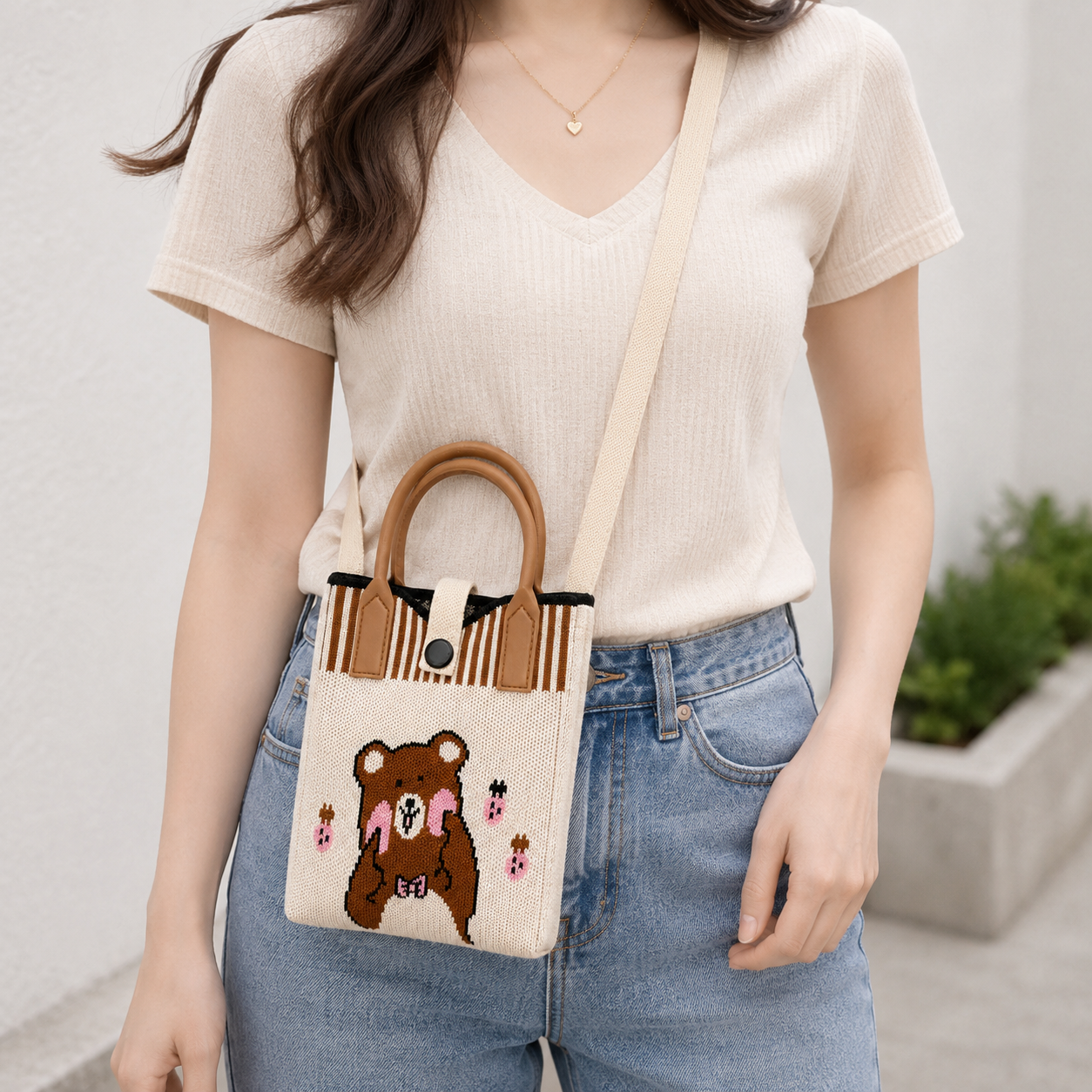 Teddy bear Trendy Crossbody Mobile Sling Bag with Strap & Silicone Handle